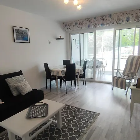Apartment Cosy A 220m De La Avec Terrasse Privee, Proche Centre Et Foret - St Jean De Monts - Fr-1-323-463 Saint-Jean-de-Monts